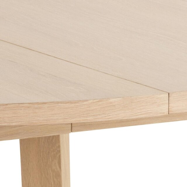 Produljivi stol A-Line White Oiled Oak, s produljivim pločama