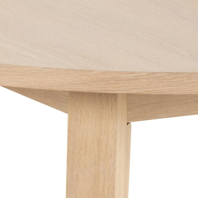 Produljivi stol A-Line White Oiled Oak, s produljivim pločama