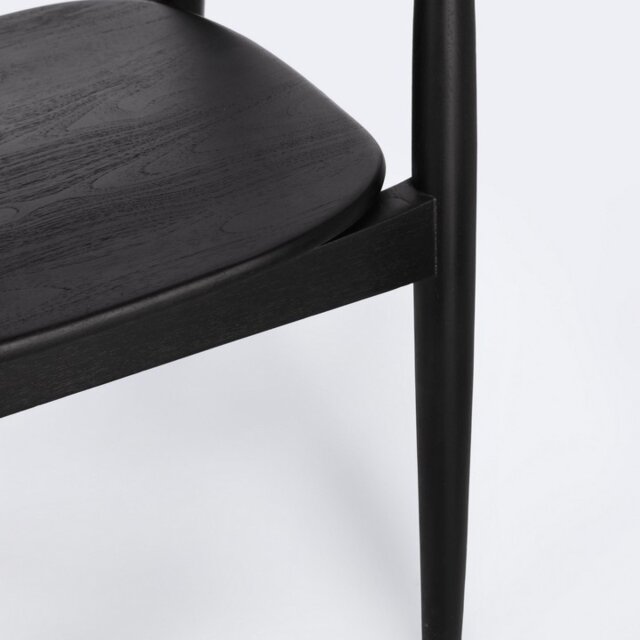 Blagovaonska stolica Idris Black s rukonaslonom