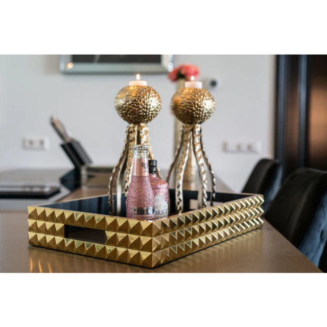 Pladanj Carrell Gold