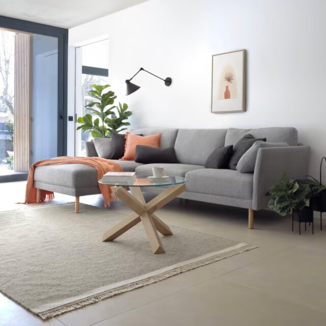 Kutna sofa Gilma Light Grey Natural